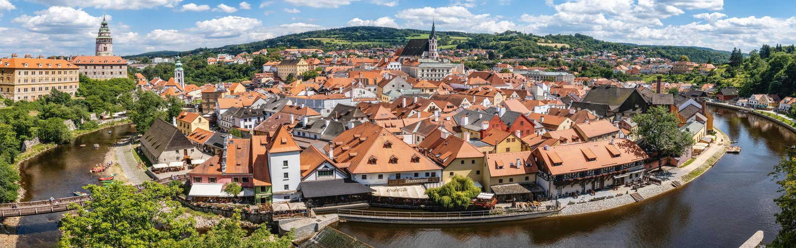 Panorama Českého Krumlova s řekou Vltavou